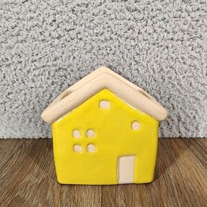 Viva‎ Terra Yellow Ceramic House Succulent Planter Small Cottage Pot Home Decor